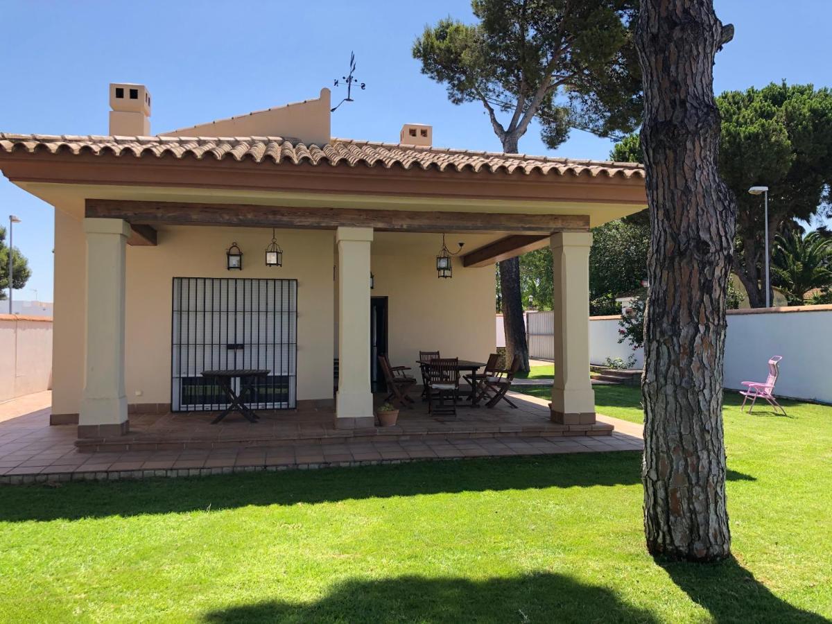 Moderno Y Amplio Chalet, Con Piscina Privada Chiclana de la Frontera Exterior photo