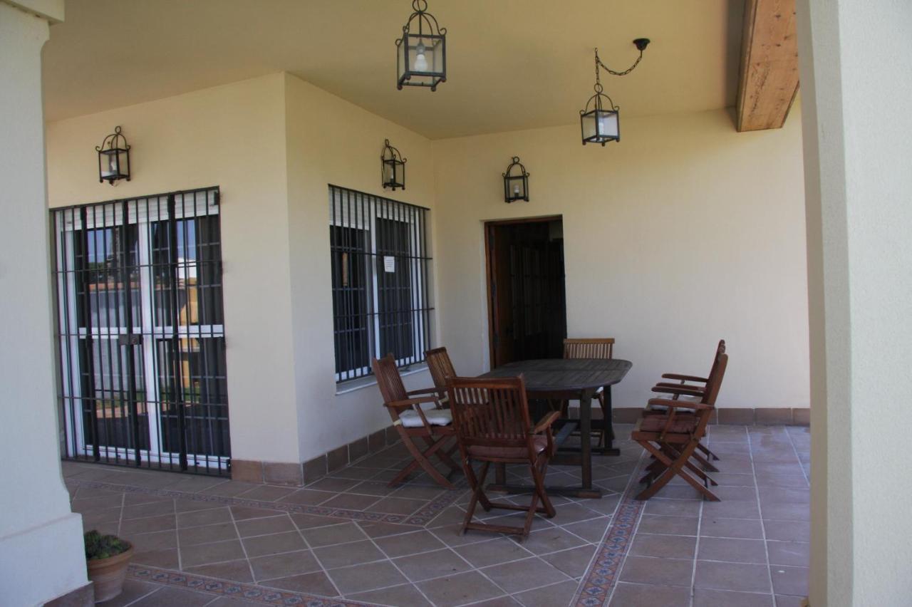 Moderno Y Amplio Chalet, Con Piscina Privada Chiclana de la Frontera Exterior photo