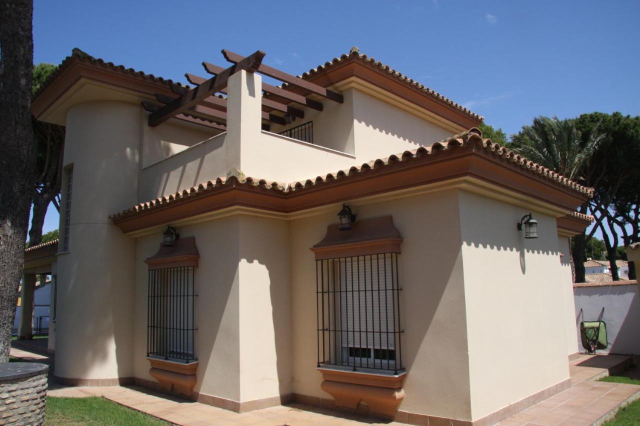 Moderno Y Amplio Chalet, Con Piscina Privada Chiclana de la Frontera Exterior photo