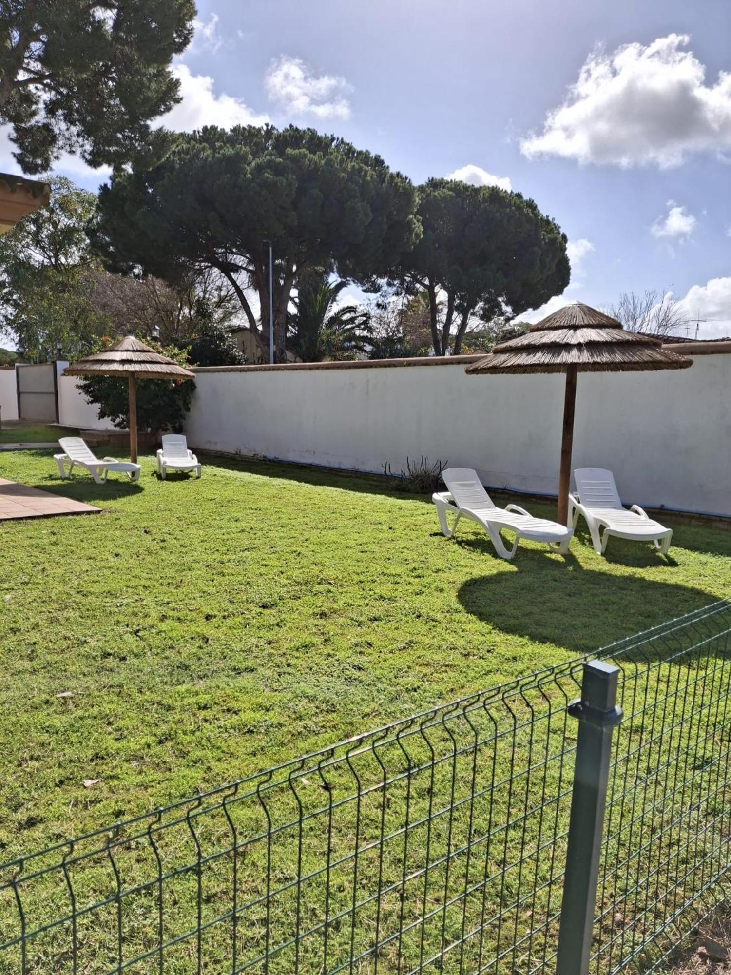 Moderno Y Amplio Chalet, Con Piscina Privada Chiclana de la Frontera Exterior photo